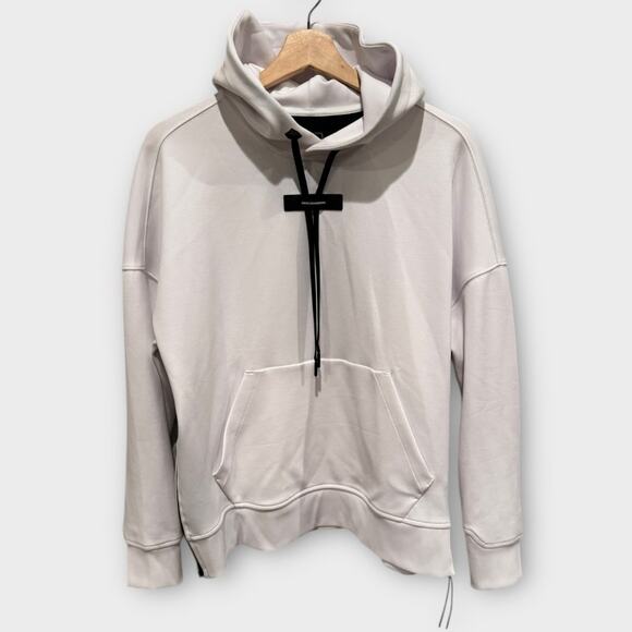 NWT On Cloud Focus Tech Hoodie Size Small - Picture 8 of 16